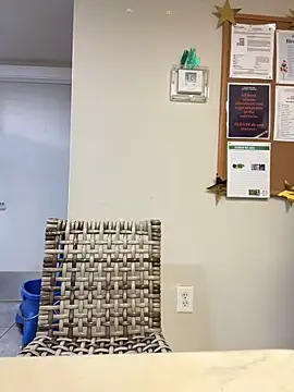 lizaperez2006 online show from March 8, 2025, 4:01 am