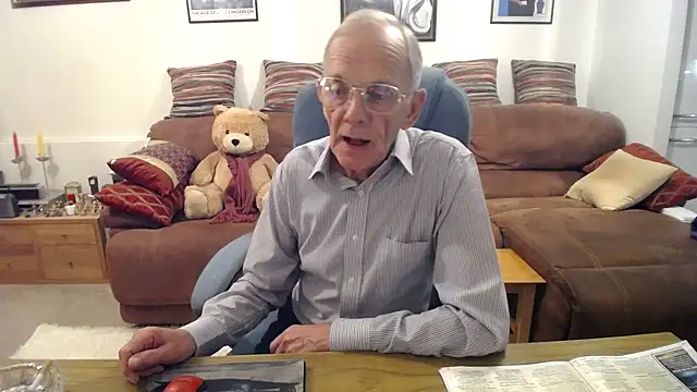 Snapshot of Ferret7777 chatting on September 22, 2025, 7:31 pm Ferret7777 online show from September 22, 2025, 7:31 pm