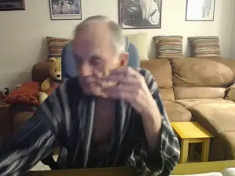 Ferret7777 online show from April 14, 2026, 11:32 pm