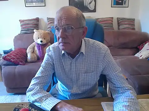 Snapshot of Ferret7777 chatting on October 15, 2025, 12:46 pm Ferret7777 online show from October 15, 2025, 12:46 pm