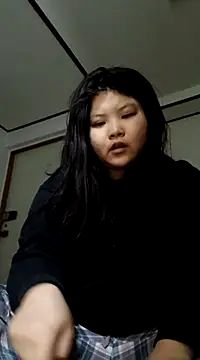 hello098712 online show from March 4, 2025, 1:06 pm