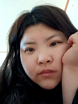 hello098712 online show from March 13, 2025, 4:38 am