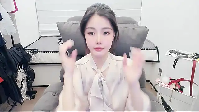 Snapshot of bbtt544 chatting on September 22, 2025, 4:02 pm bbtt544 online show from September 22, 2025, 4:02 pm