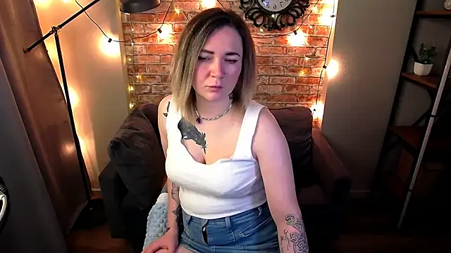 Ozalin Green online show from October 4, 2025, 8:43 pm