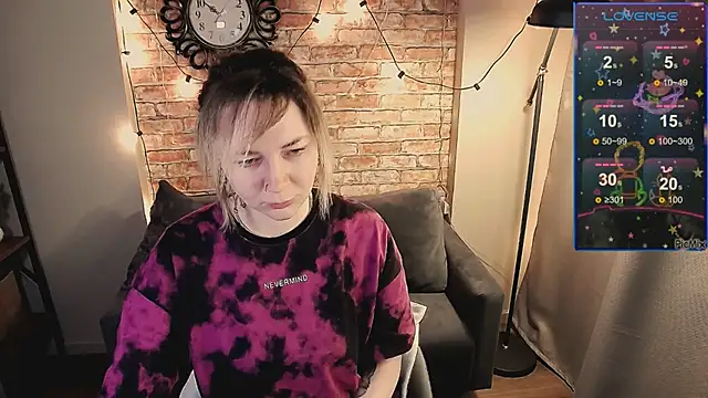 Ozalin Green online show from February 9, 2025, 8:21 am