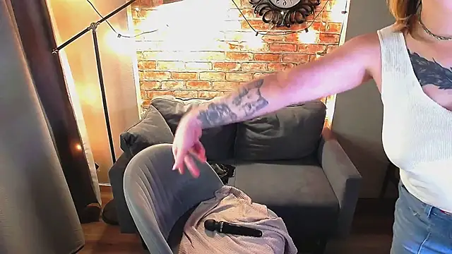 Ozalin Green online show from September 13, 2025, 8:09 pm