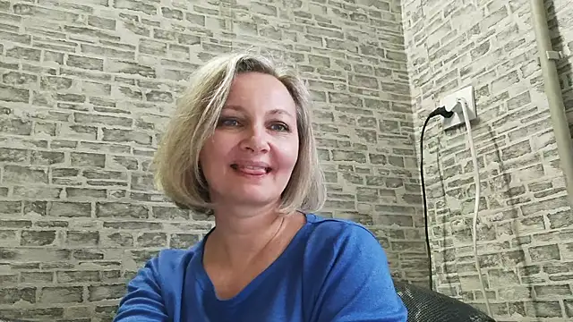 Snapshot of EdithManning chatting on March 6, 2025, 12:30 pm EdithManning online show from March 6, 2025, 12:30 pm