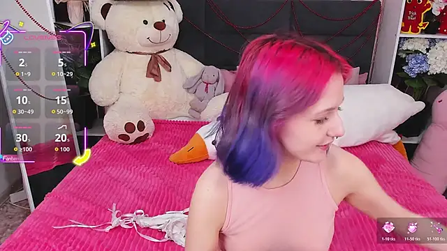 MiaKarlos online show from November 13, 2025, 1:31 am