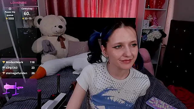 MiaKarlos online show from February 21, 2025, 7:23 am