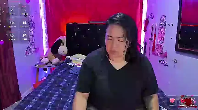 Snapshot of katieeandsharonn chatting on February 20, 2025, 2:02 pm katieeandsharonn online show from February 20, 2025, 2:02 pm