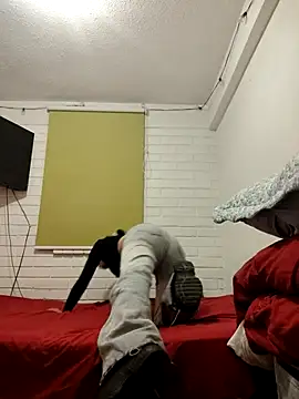 Snapshot of maria_lasexy chatting on October 16, 2025, 3:04 am maria lasexy online show from October 16, 2025, 3:04 am