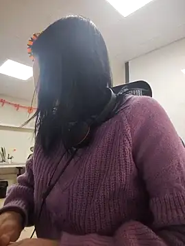 Snapshot of maria_lasexy chatting on October 24, 2025, 1:54 pm maria lasexy online show from October 24, 2025, 1:54 pm