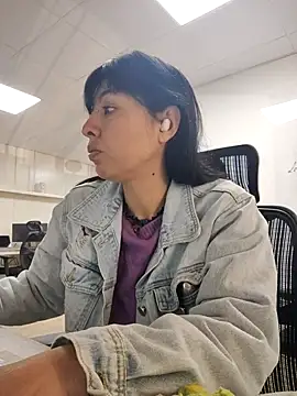 Snapshot of maria_lasexy chatting on October 1, 2025, 11:47 am maria lasexy online show from October 1, 2025, 11:47 am