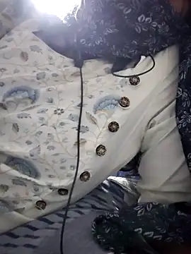 Snapshot of Hot-Anuska chatting on September 9, 2025, 8:24 am Hot-Anuska online show from September 9, 2025, 8:24 am