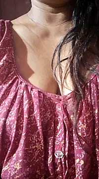 Snapshot of Hot-Anuska chatting on March 14, 2025, 5:13 pm Hot-Anuska online show from March 14, 2025, 5:13 pm