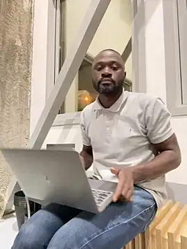 Blakishie online show from February 6, 2025, 3:52 pm