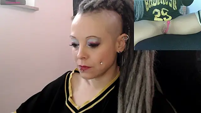 EdgesOfReality online show from January 13, 2026, 9:57 am