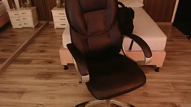 Snapshot of Sam_mansson66 chatting on October 22, 2025, 12:59 pm Sam mansson66 online show from October 22, 2025, 12:59 pm