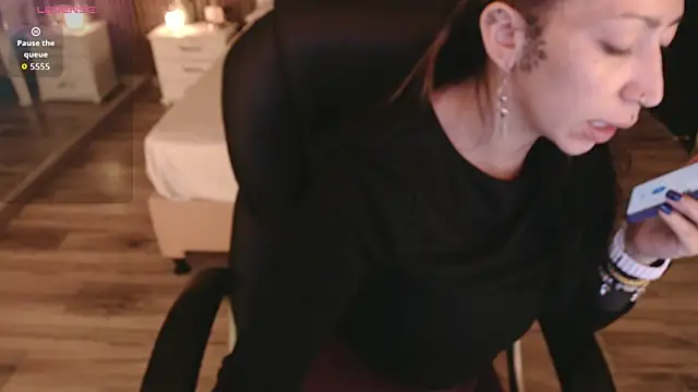 Sam mansson66 online show from December 16, 2025, 1:37 pm