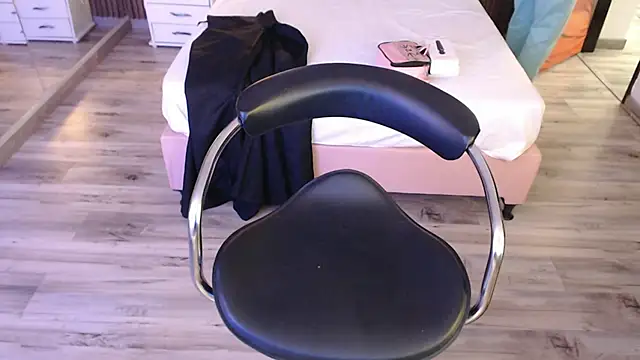 Snapshot of Sam_mansson66 chatting on October 8, 2025, 2:18 pm Sam mansson66 online show from October 8, 2025, 2:18 pm