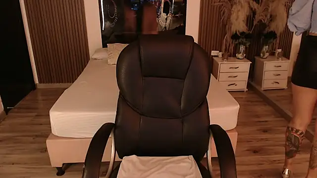 Sam mansson66 online show from April 7, 2026, 12:29 pm