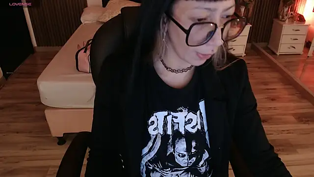 Sam mansson66 online show from April 11, 2026, 1:04 pm