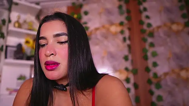 zoey-fox online show from April 4, 2026, 2:07 am