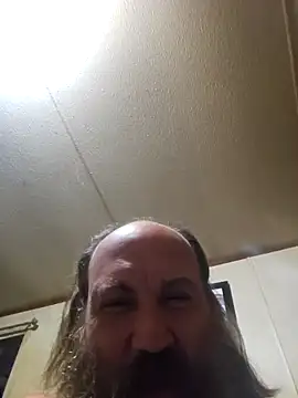 Snapshot of Beyond1978 chatting on November 3, 2025, 2:28 am Beyond1978 online show from November 3, 2025, 2:28 am