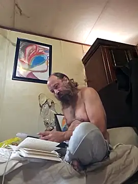 Snapshot of Beyond1978 chatting on October 24, 2025, 2:49 pm Beyond1978 online show from October 24, 2025, 2:49 pm