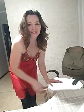 VselenaSun402 online show from February 12, 2025, 4:33 pm