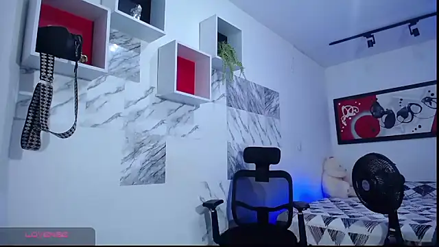 Zaya Smith online show from February 18, 2025, 10:14 pm