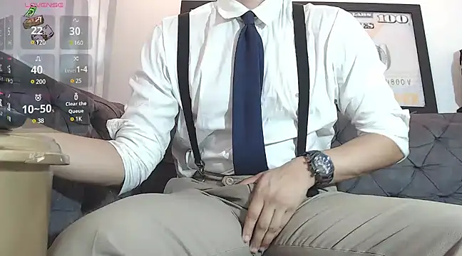 angelbianchii online show from December 10, 2024, 7:54 pm