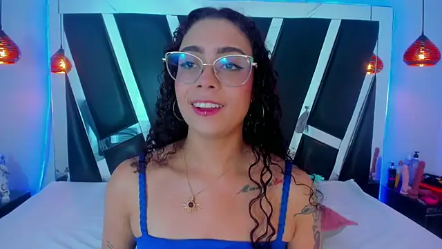 antonelllepiercee online show from February 13, 2025, 11:39 am