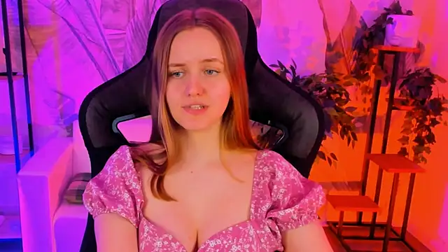 KellyPoter online show from February 4, 2025, 6:17 pm