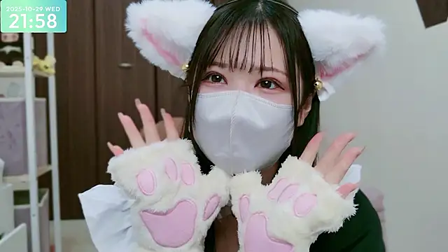 Snapshot of -SHIZUKU- chatting on October 29, 2025, 12:59 pm -SHIZUKU- online show from October 29, 2025, 12:59 pm