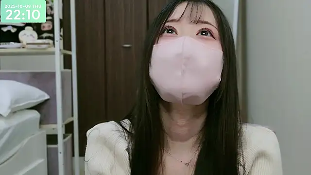 Snapshot of -SHIZUKU- chatting on October 9, 2025, 1:11 pm -SHIZUKU- online show from October 9, 2025, 1:11 pm