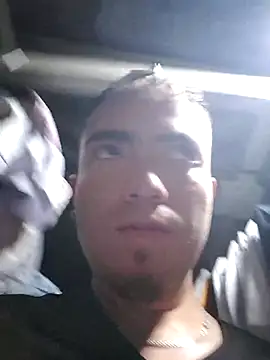 Snapshot of dragon1006 chatting on October 29, 2025, 4:22 am dragon1006 online show from October 29, 2025, 4:22 am