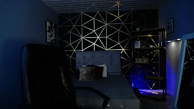 Snapshot of Lea_velle chatting on October 15, 2025, 4:11 am Lea velle online show from October 15, 2025, 4:11 am