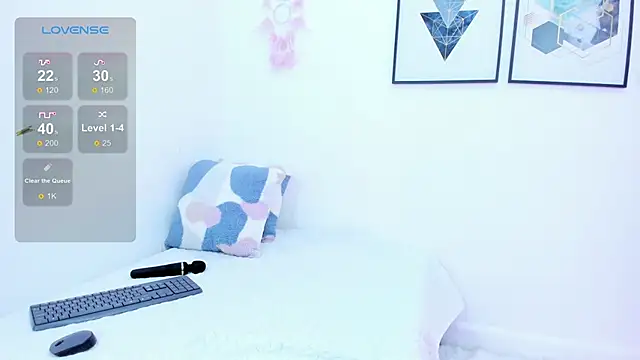 Snapshot of Abriil7 chatting on March 13, 2025, 3:33 am Abriil7 online show from March 13, 2025, 3:33 am