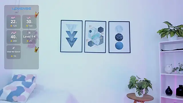 Snapshot of Abriil7 chatting on March 8, 2025, 6:32 am Abriil7 online show from March 8, 2025, 6:32 am