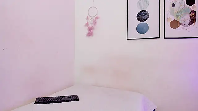 Snapshot of Abriil7 chatting on October 14, 2025, 3:40 am Abriil7 online show from October 14, 2025, 3:40 am