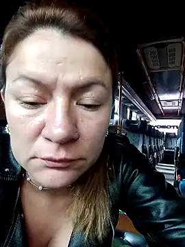 Skylar-Vox- online show from March 17, 2025, 4:33 pm