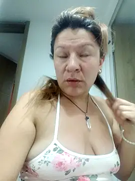 Skylar-Vox- online show from February 20, 2025, 10:48 am