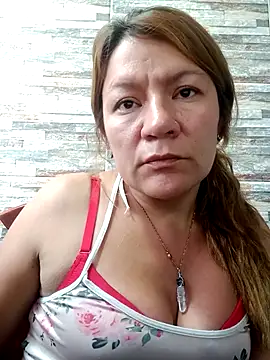 Skylar-Vox- online show from October 28, 2025, 10:09 pm