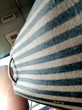 Skylar-Vox- online show from October 14, 2025, 7:58 pm