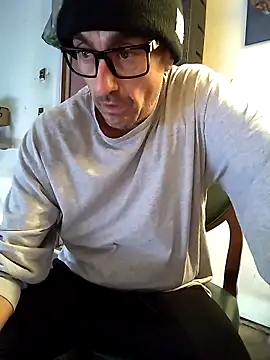 Pumpndeep online show from November 7, 2025, 8:35 pm