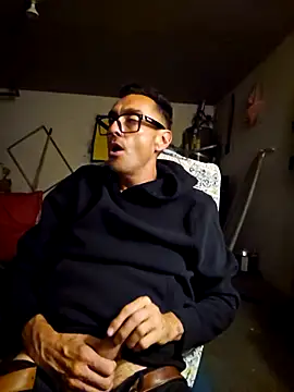 Pumpndeep online show from October 7, 2025, 9:10 am