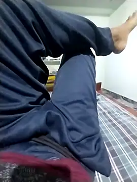 Snapshot of sudhastriper chatting on October 30, 2025, 8:23 am sudhastriper online show from October 30, 2025, 8:23 am