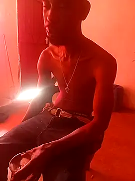 ChubbyQuinnvv online show from September 18, 2025, 6:05 am