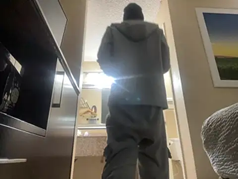 Backshort11 online show from February 8, 2026, 8:39 pm